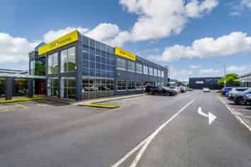 Rare Central Manukau Opportunity 