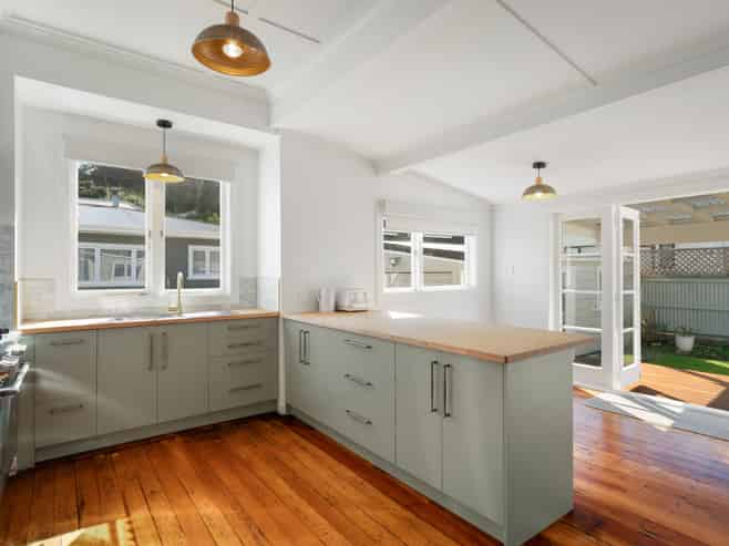 804 Pollen Street, THAMES