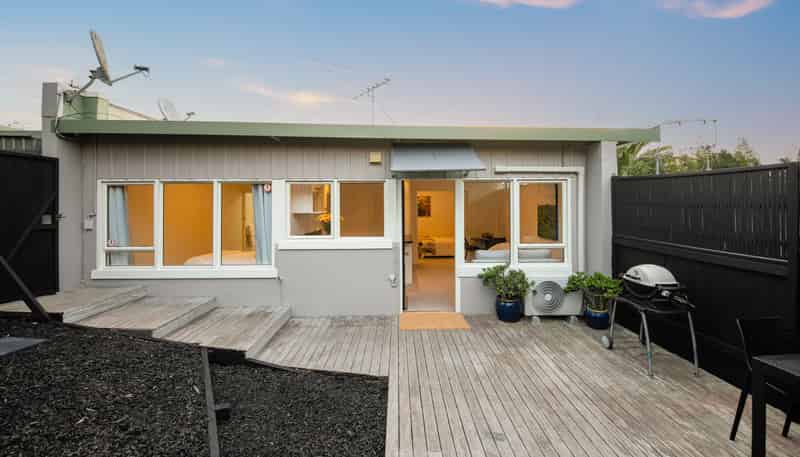 8/146 St Johns Road, Meadowbank