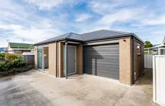 2D Forfar Street, Mosgiel
