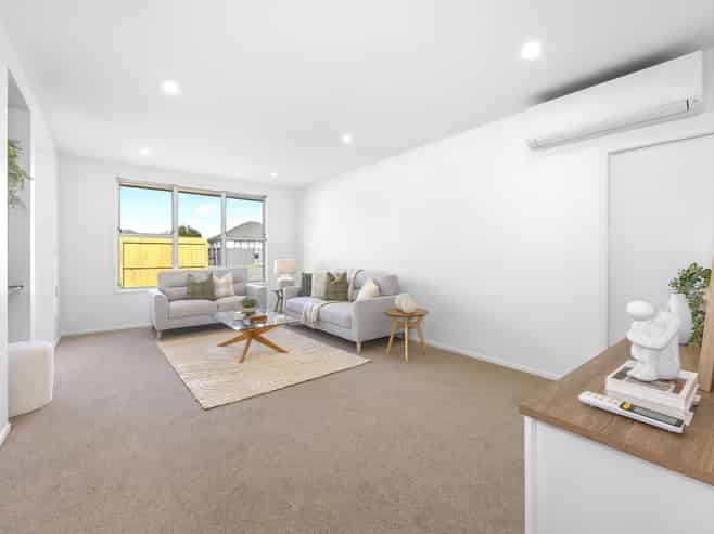2/99 Briggs Road, Shirley