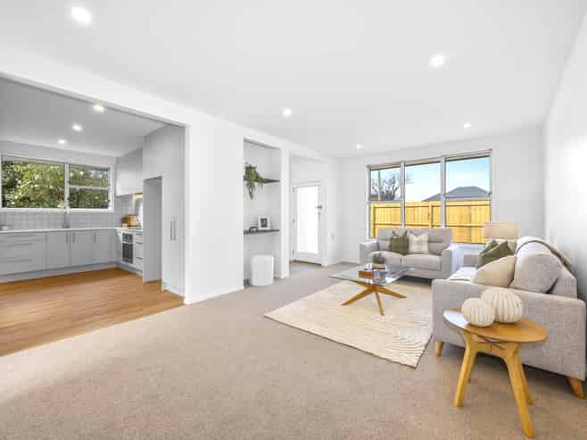 2/99 Briggs Road, Shirley