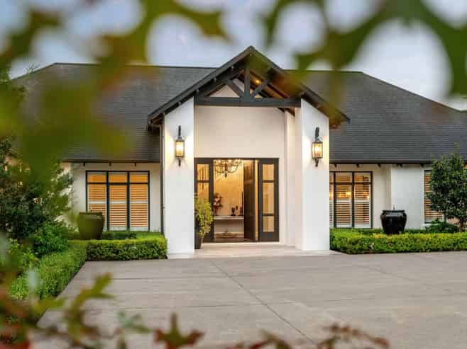 739 Coatesville-Riverhead Highway, Riverhead