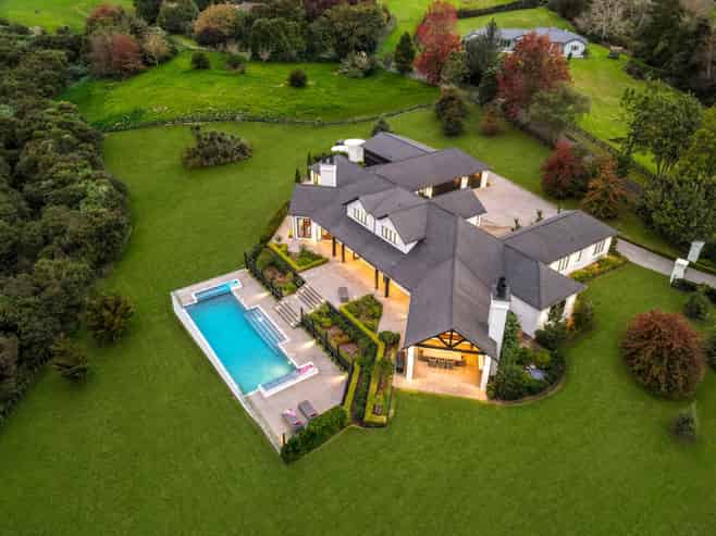 739 Coatesville-Riverhead Highway, Riverhead