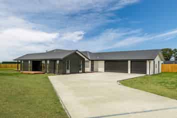 6 Ealing Lane, Darfield