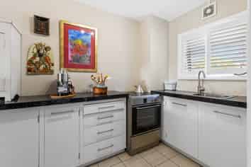 1/27 Buffon Street, Waltham
