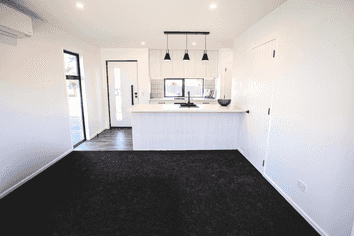1/37 Wildberry Street, Woolston