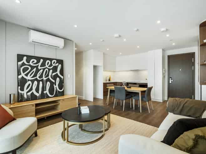 2/219 Lake Road, Northcote
