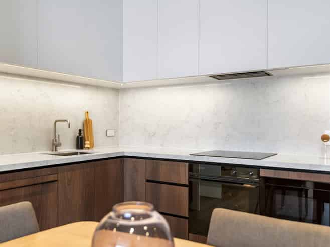 2/219 Lake Road, Northcote