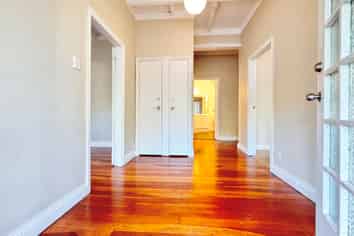 Versatile Remuera Villa