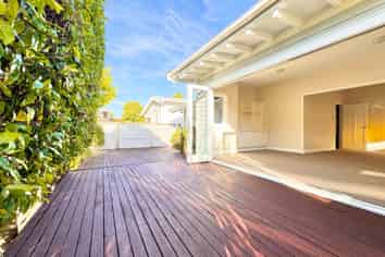 Versatile Remuera Villa
