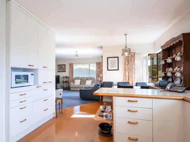 51 Churchill Avenue, Richmond