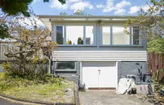22 McClintock Road, Massey