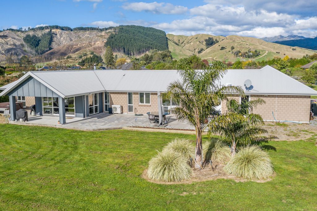 Stunning Home, Stunning Location