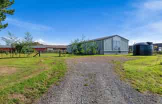 42B Flint Road West, Stratford