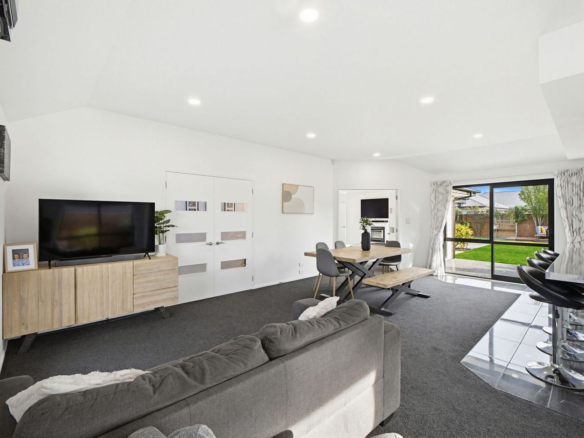 Warm, Welcoming and Well-Designed - Mehr