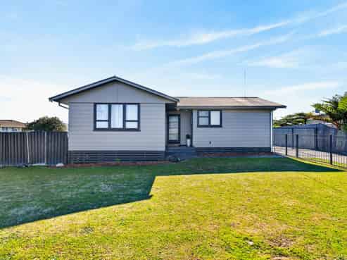 32 Venables Avenue, Onekawa