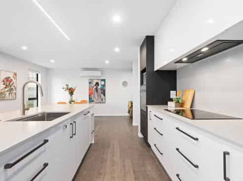 2B Kaiaho Close, Aotea