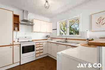 85D Hill Road, Hillpark
