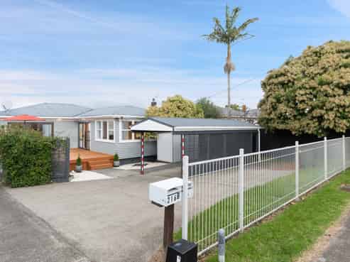 216A Sturges Road, Henderson