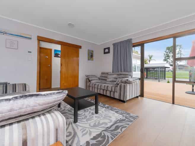 216A Sturges Road, Henderson