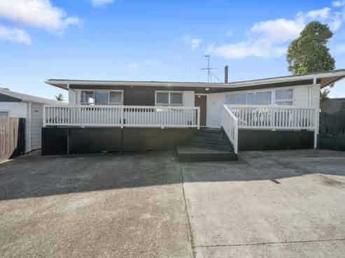 39 Burbank Avenue, Manurewa