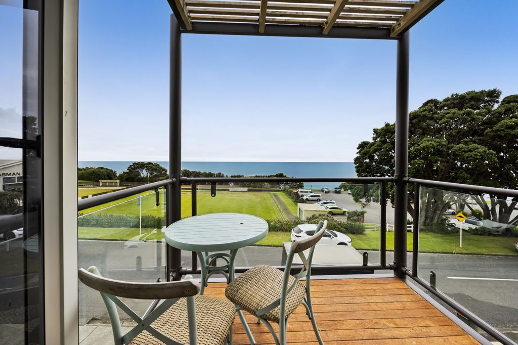 Coastal living... Elevated 4