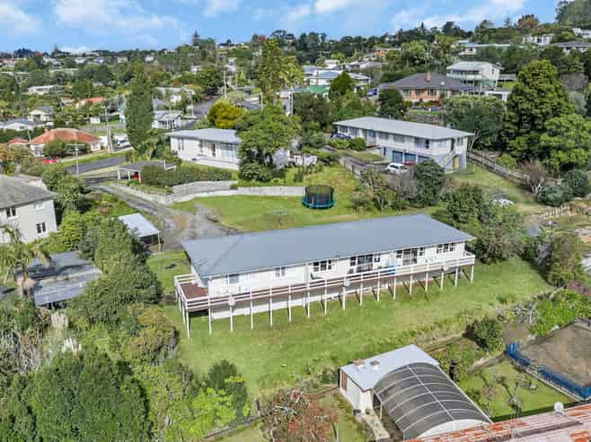 1,2,3/40 Anzac Road, Morningside