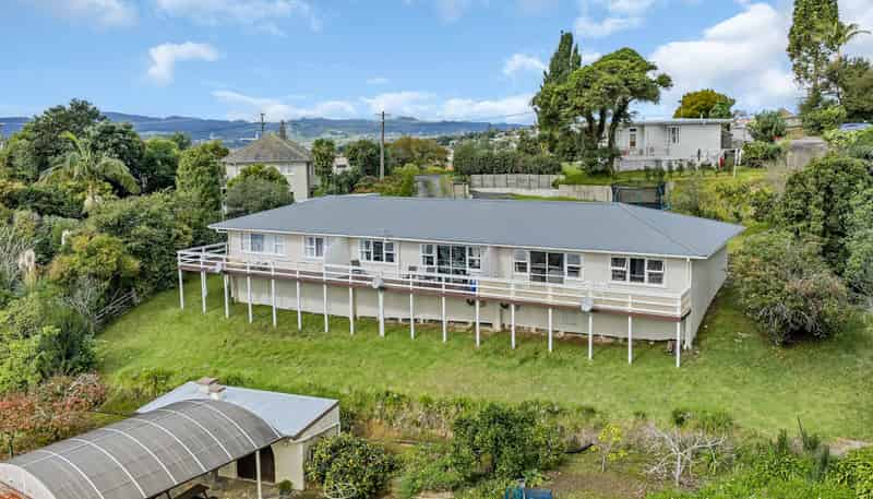 1,2,3/40 Anzac Road, Morningside