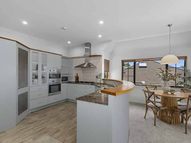 39B Harvey Street, Avenues
