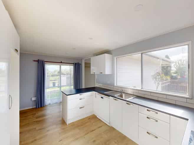 1 Wyndham Street, Awapuni