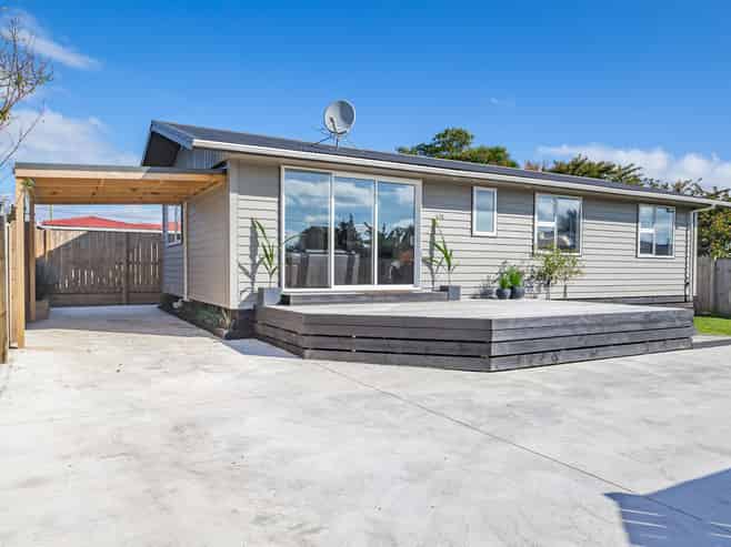 638 Queen Street, East, Levin