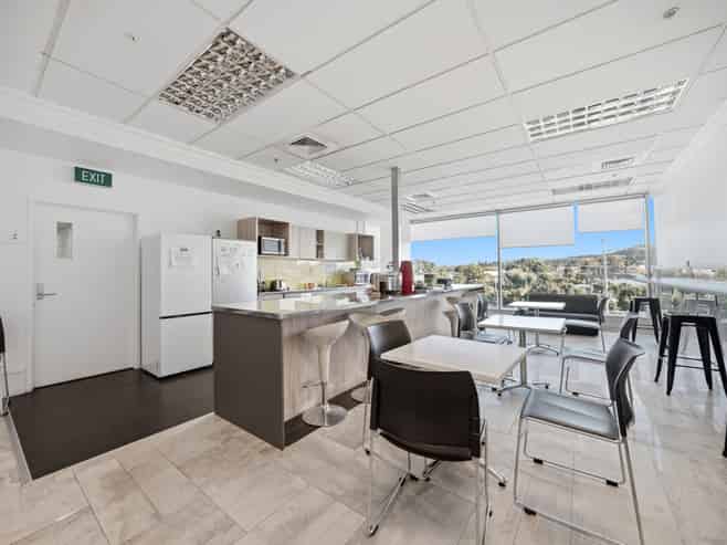 Top Floor Remuera Medical – Occupy or Invest