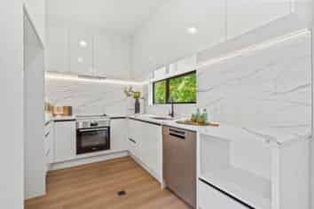 36B Whitford Road, Botany Downs
