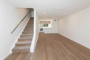1/2 Oak Street, Royal Oak