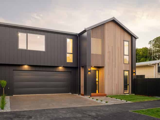 2/3 Tauhara Drive, Queenwood