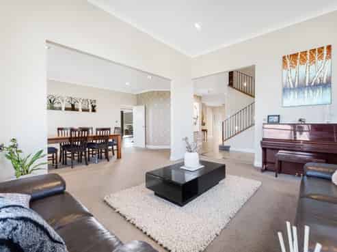 2 Armstrong Farm Drive, East Tamaki Heights