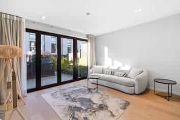 8/33 Kilmore Street, Christchurch Central