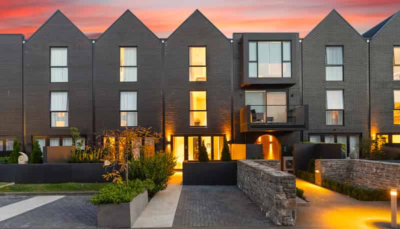 8/33 Kilmore Street, Christchurch Central