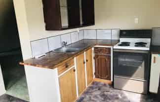 Flat 2/15 Wakanui Road, Ashburton