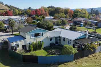 95 Edward Street, Wakefield
