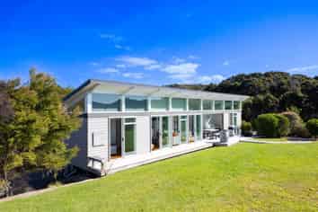 190b Paroa Bay Road, Russell