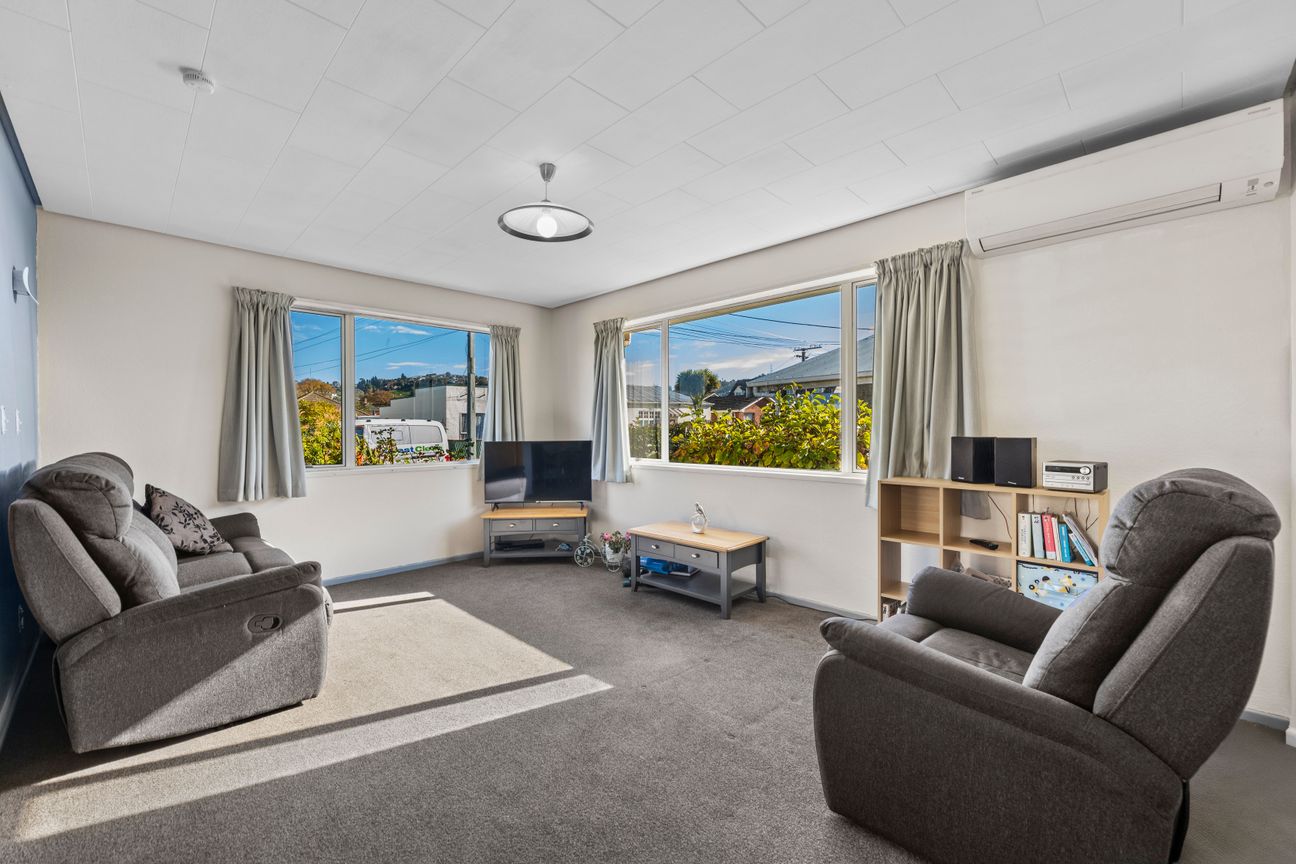 Affordable, Easy-Care Living - Move In and Enjoy - Widok 2