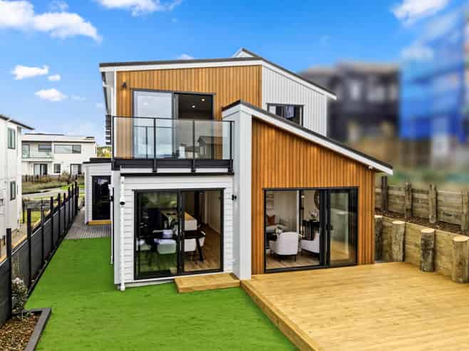 32 Kumukumu Road, Long Bay