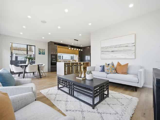 32 Kumukumu Road, Long Bay