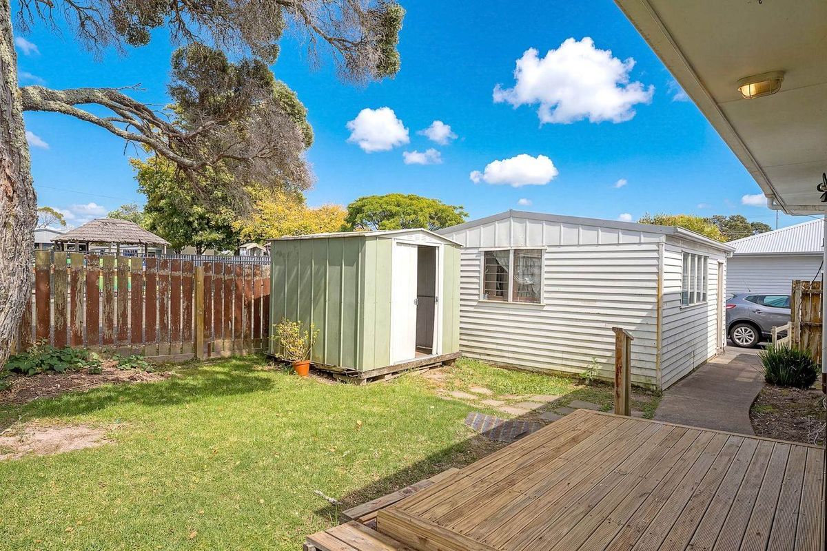 One Bedroom Flat with potential in Prime Glend... - Skats 2