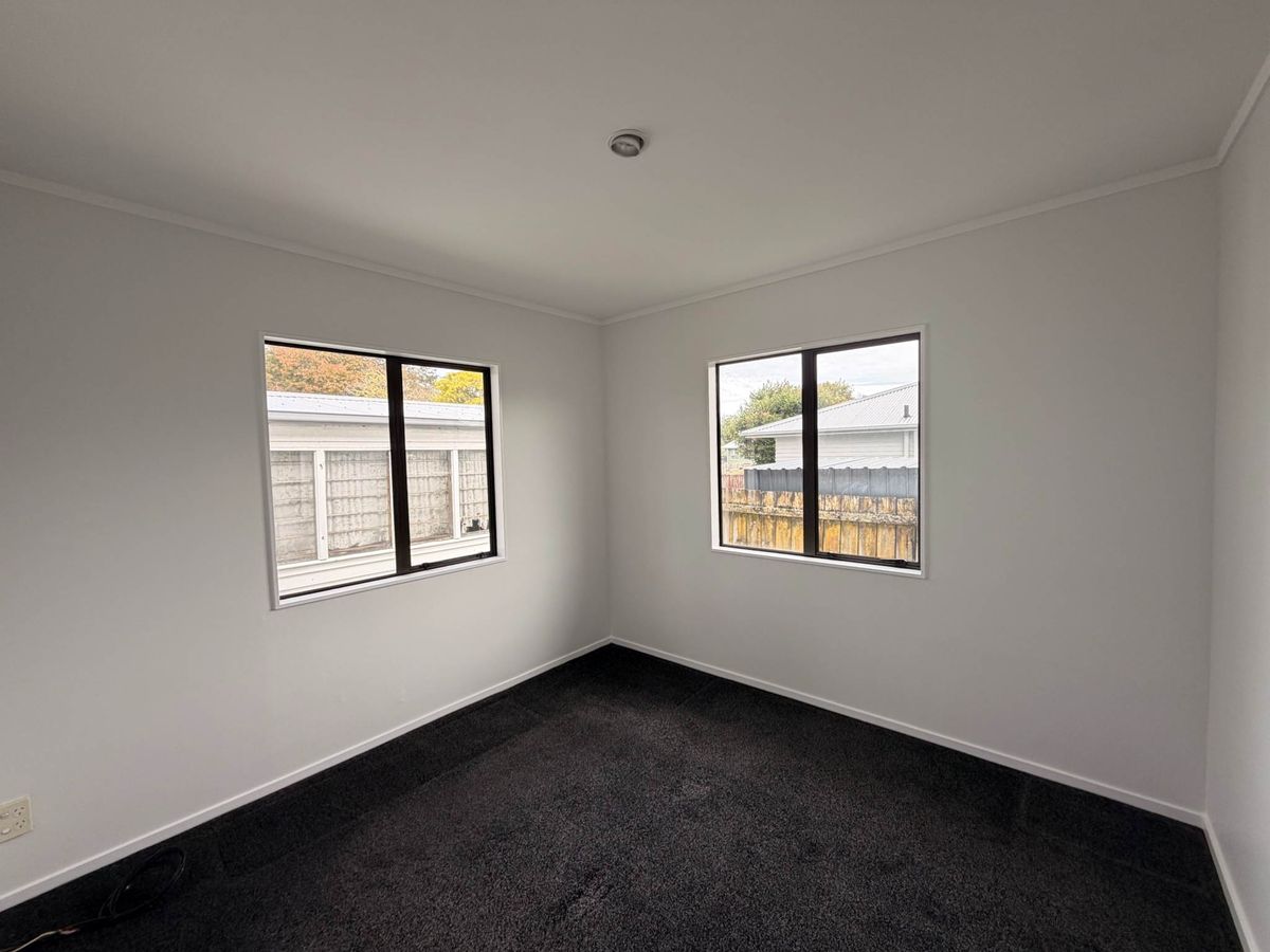 One Bedroom Flat with potential in Prime Glend... - Skats 5
