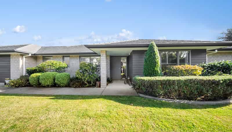2 Ballintoy Park Drive, Welcome Bay