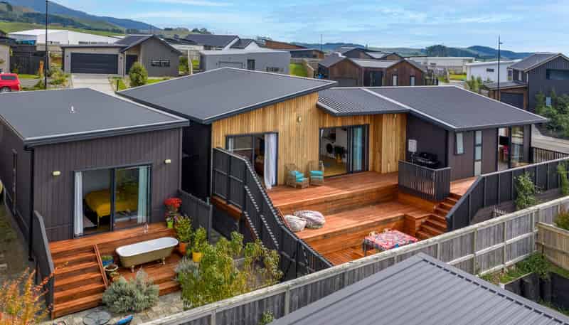 19 Tunarau Street, Raglan