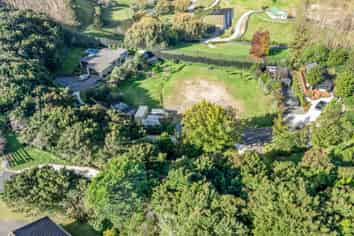 25 Crater Close, Pyes Pa